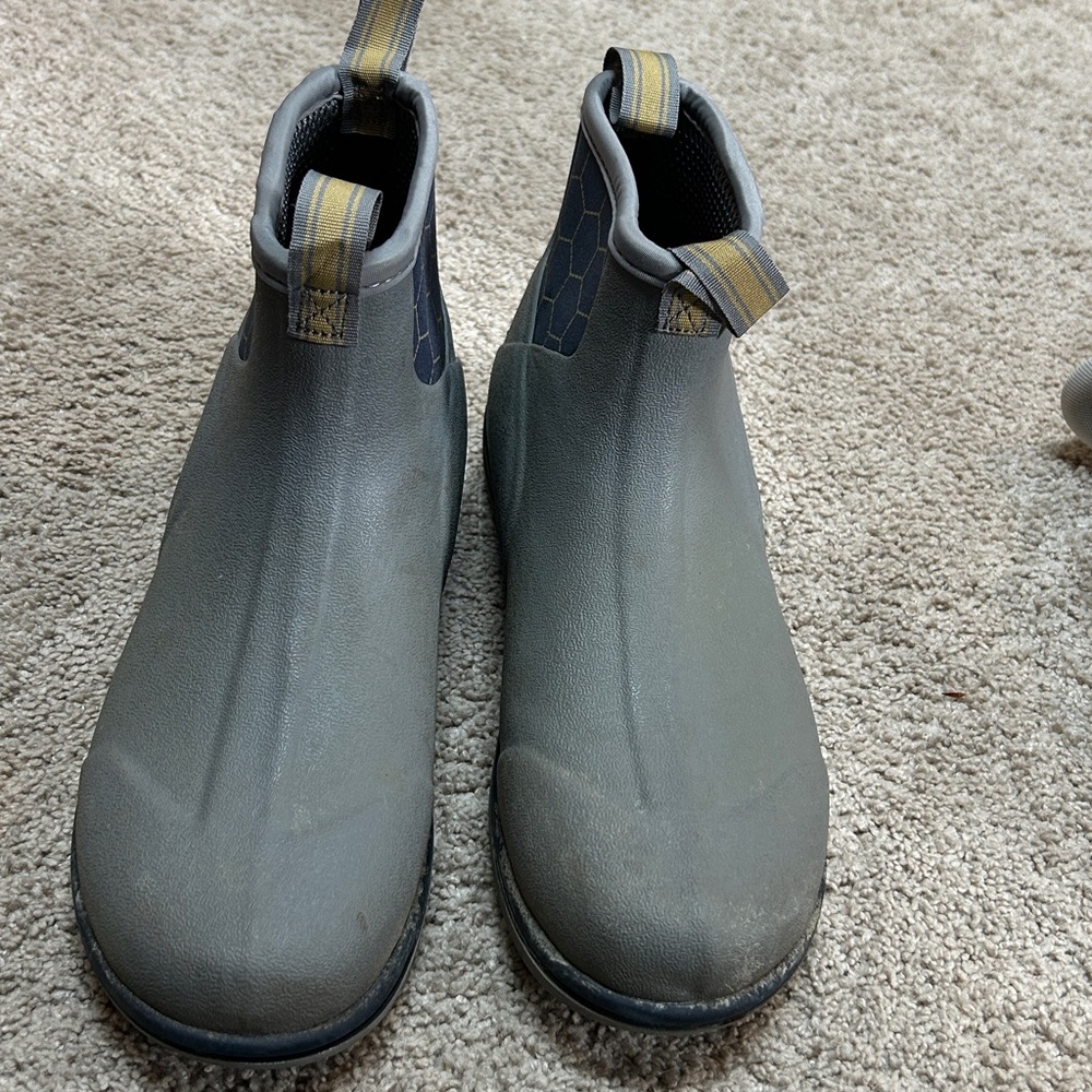 Noble Equestrian grey booties - 10